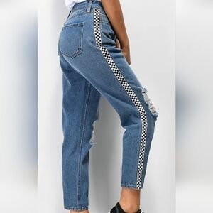 Empyre Check Eileen Mom Jean Light Wash Distressed Straight Leg Jeans Size 1